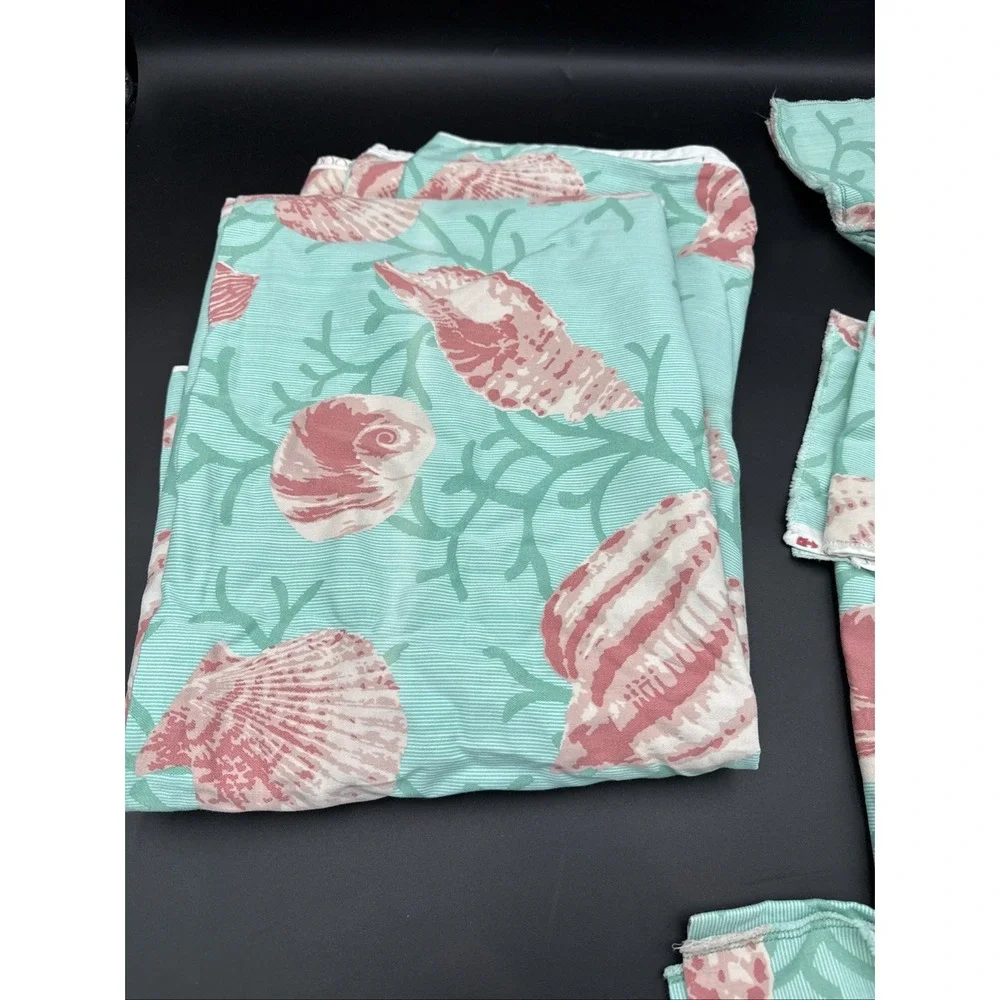 P Kaufmann rectangular tablecloth